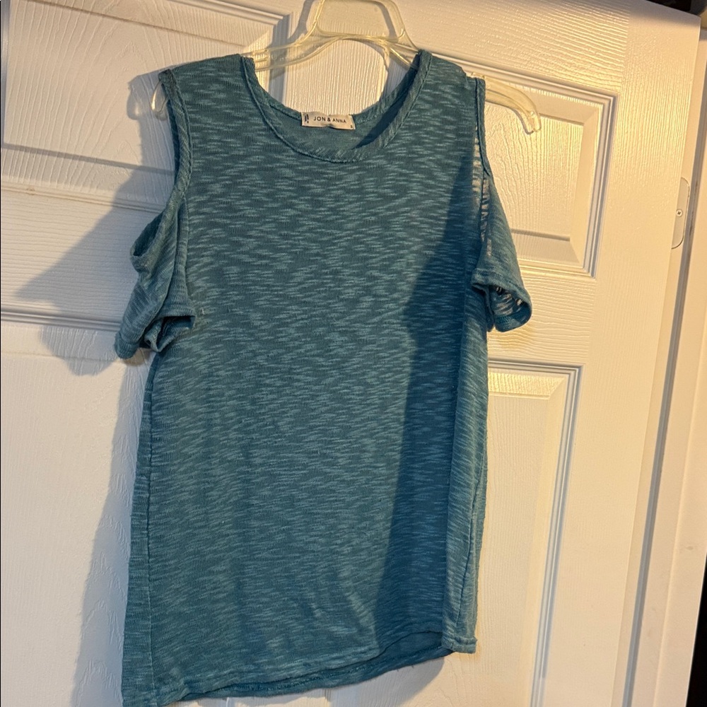 women’s cold shoulder sweater size small